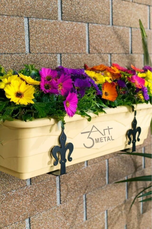 Saksı Tutucu - Duvara Sabitleme Aparatı | Şık ve Dayanıklı Metal Saksılık, Bahçe ve İç Mekanlar İçin