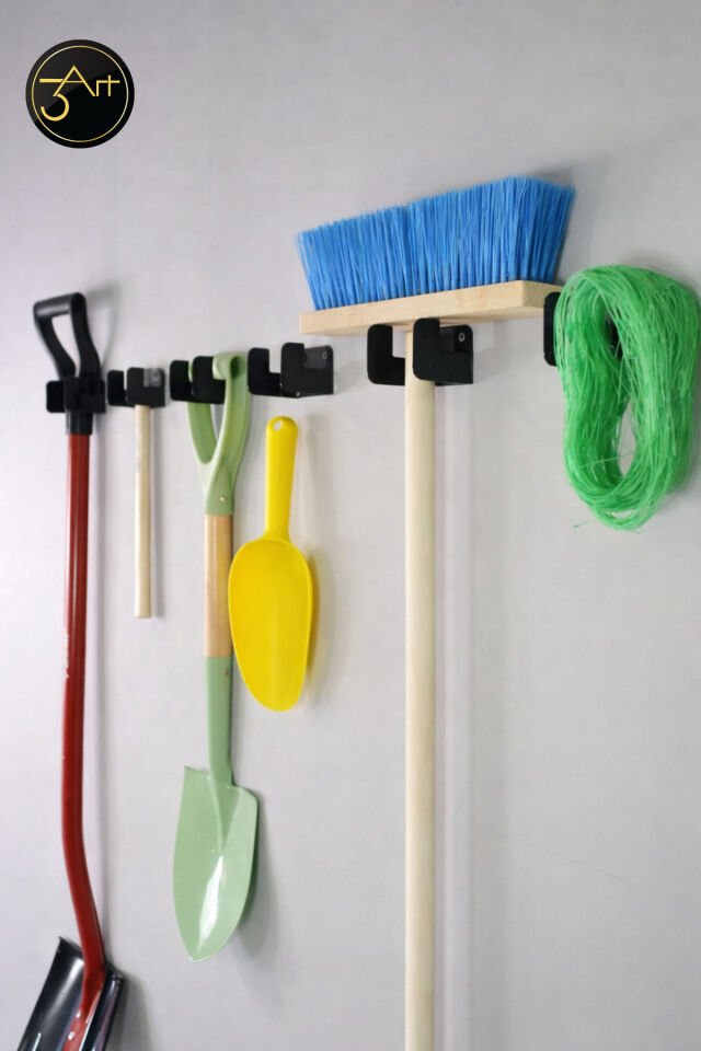 3'lü Bahçe Alet Askılığı – Duvar Askısı | Kürek, El Aleti ve Bahçe Ekipmanı Askısı