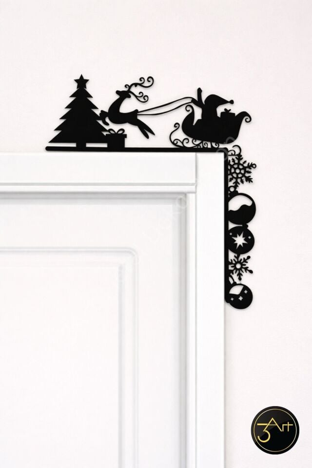 Yılbaşı Kapı Kenarı Dekoru - Noel Baba ve Geyik Tasarımlı Kapı Üstü Süsü