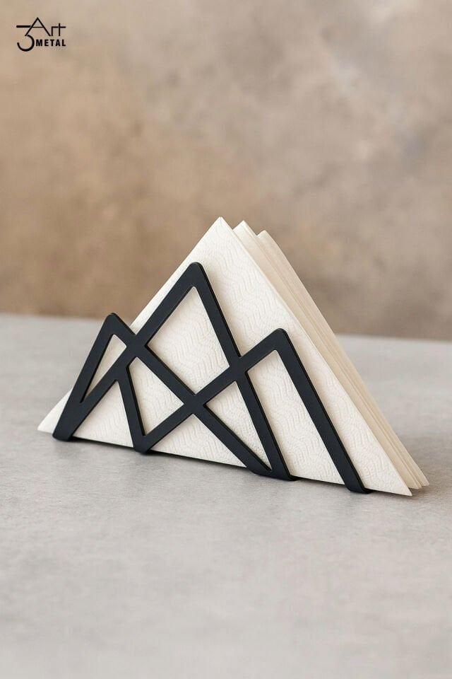 Şık Tasarımlı Metal Peçetelik - Modern ve Dayanaklı Dekoratif Masa Aksesuarı