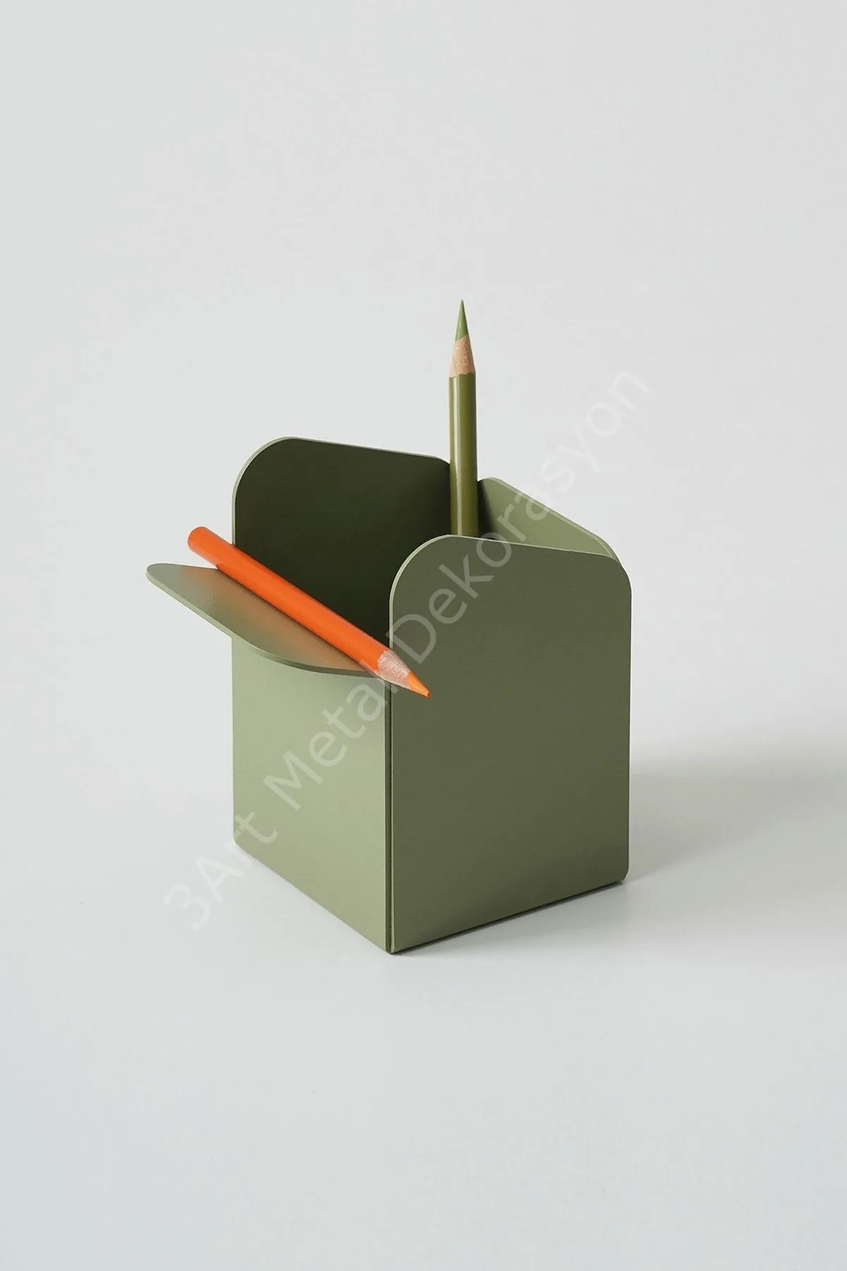 Dekoratif Metal Kalemlik